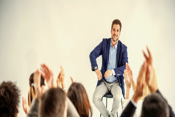 مهارت سخنرانی در جمع چیست