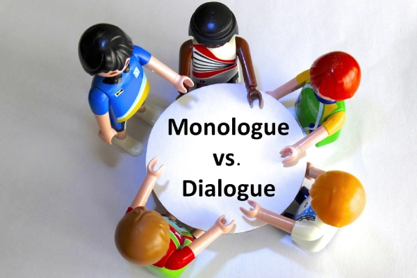 تفاوت مونولوگ و دیالوگ