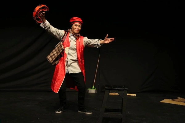 نمایشنامه تک پرسوناژ چیست