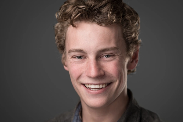 راهنمای گرفتن عکس هدشات در بازیگری