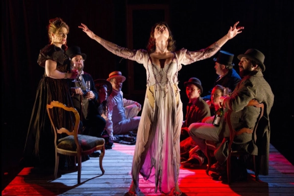 آشنایی با تئاتر کلاسیک