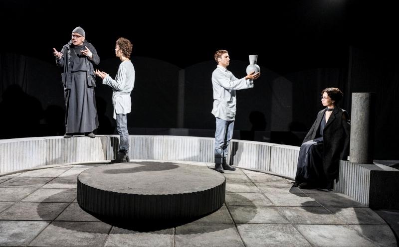 پلاتو تئاتر